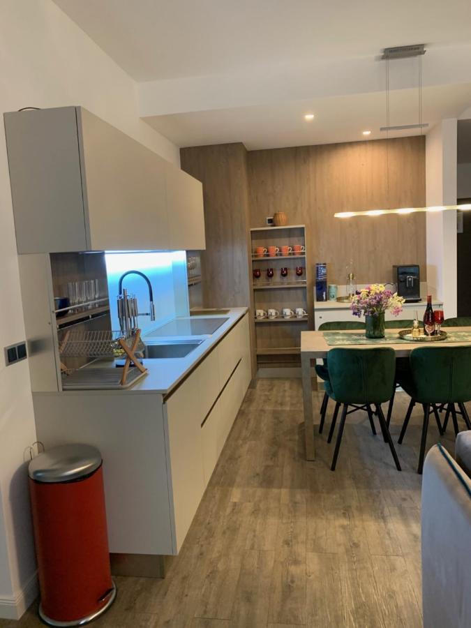 Edelweiss Apartments Silver Resort Poiana Brasov Εξωτερικό φωτογραφία